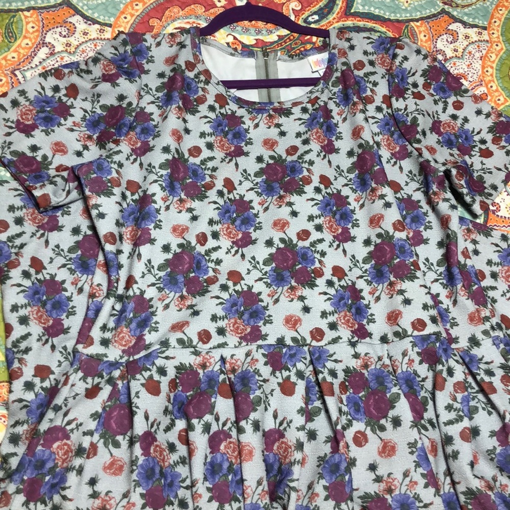 LuLaRoe Amelia